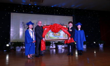 在青涩的年龄，他们却收到了世界前五十强大学
