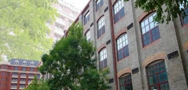 2023年天津法拉古特学校学费标准