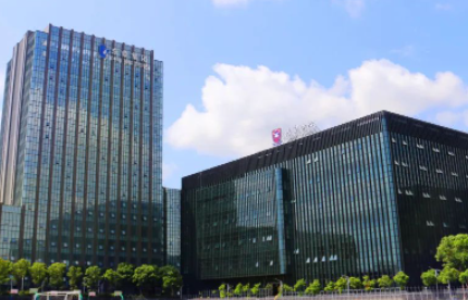 上海东鼎外国语学校