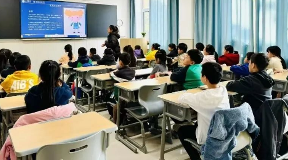 北京新学道临川学校国际部学费、住宿条件、入学考试等
