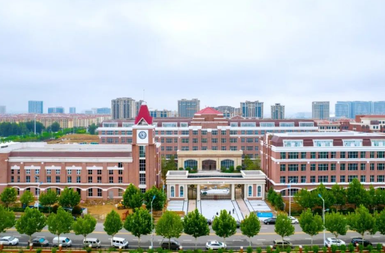 青岛明德双语学校