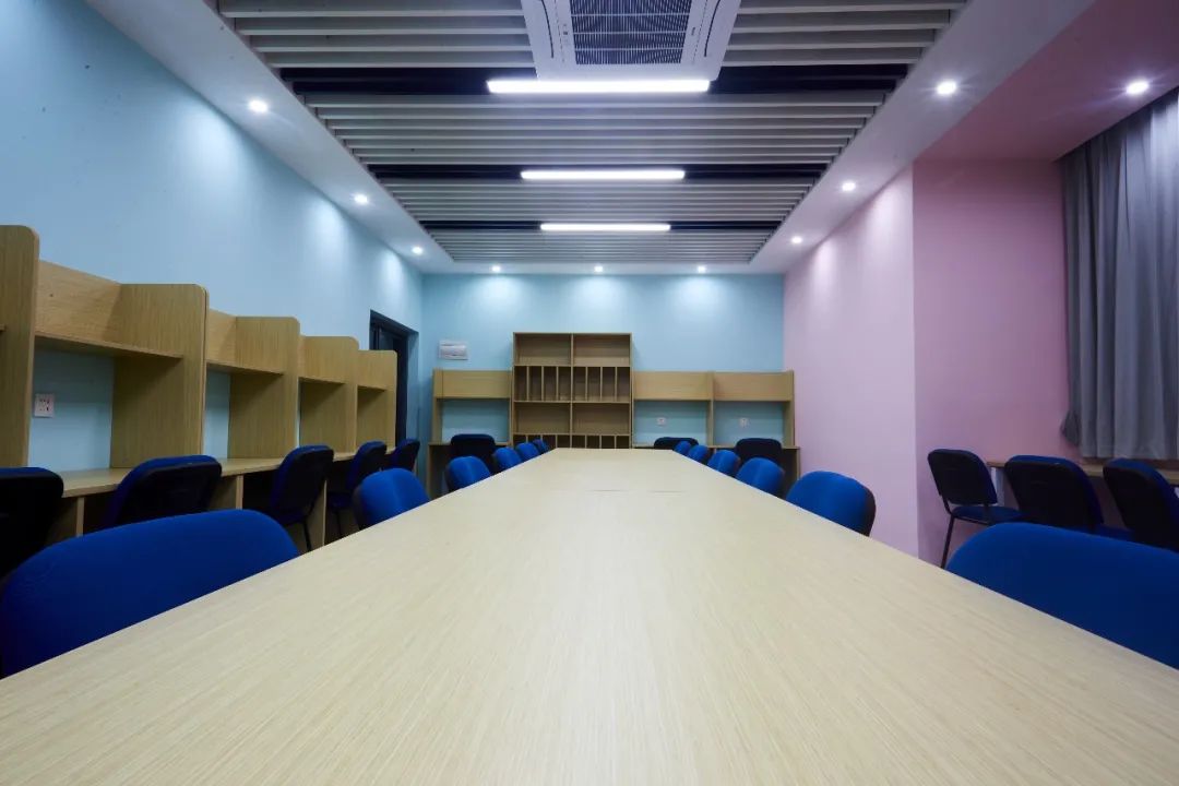 上海七宝德怀特高级中学住宿条件怎么样？