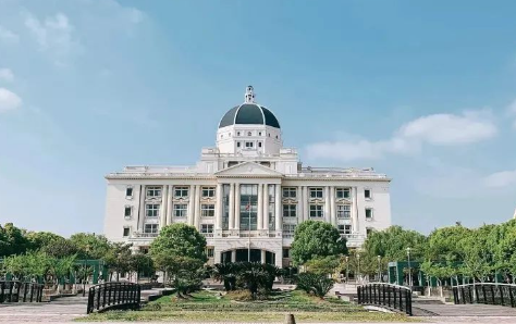 上海外国语大学立泰学院剑桥国际中心