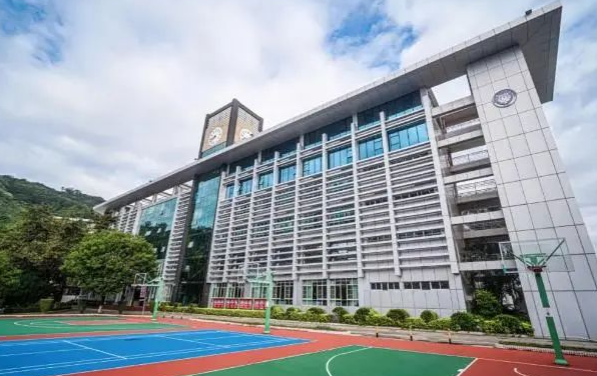 深圳富源英美学校