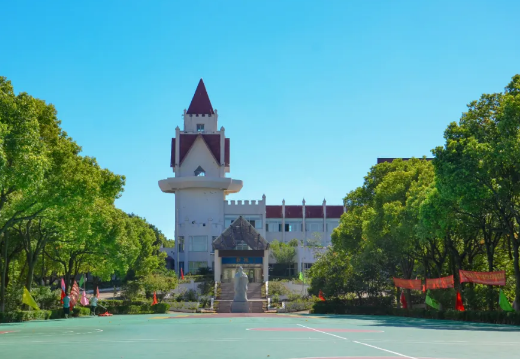 苏州国裕外语学校