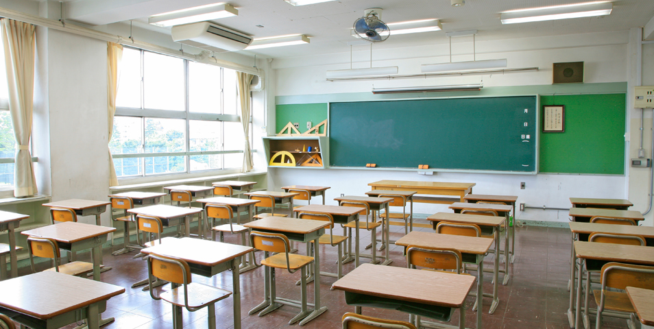 请问咱们瑞得福国际学校招生的录取标准是什么？